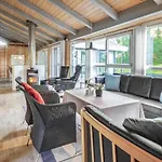Dom wakacyjny Pet Friendly In With Sauna