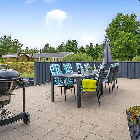 Casa vacanze 4 Bedroom Stunning In Fjerritslev Torup Strand